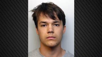 Έφηβος στη Βρετανία σκότωσε την 19χρονη αδερφή του - Ήταν ενοχλητική και τη μισούσα σε όλη μου τη ζωή, ισχυρίστηκε 