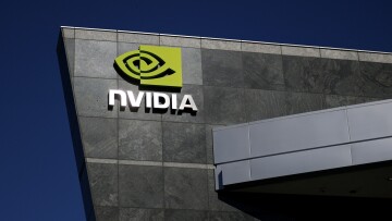 Nvidia στην κορυφή του κόσμου: Η πρώτη εταιρεία που ξεπέρασε το όριο των 4 τρισ. δολαρίων
