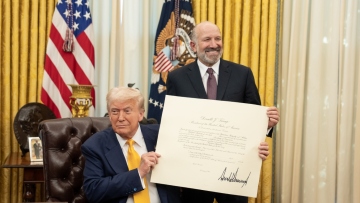 Δασμούς και στον χαλκό προανήγγειλε o υπουργός Εμπορίου των ΗΠΑ 