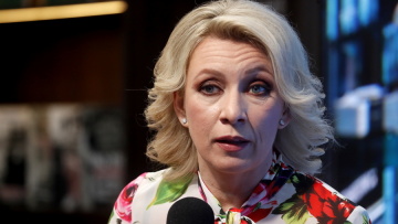 Είμαστε έτοιμοι να συζητήσουμε σήμερα κιόλας την πρωτοβουλία για ειρήνη, λέει η Ζαχάροβα