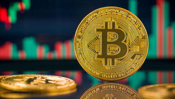 Στην δίνη των δασμών Τραμπ και τα κρυπτονομίσματα – Κάτω από τα $77.000 έπεσε το bitcoin