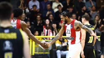 Μαρούσι - Ολυμπιακός 88-104: «Καθάρισε» με κορυφαίο Πίτερς - Βίντεο