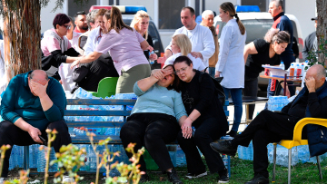   Η Βόρεια Μακεδονία θρηνεί μετά την τραγωδία με τους 59 νεκρούς σε ντίσκο - «Είχα ένα παιδί και το έχασα»