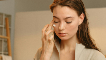 Εσείς εφαρμόζετε με τον σωστό τρόπο την ενυδατική κρέμα στο πρόσωπό σας;
