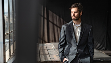 Αναστάσης Ροϊλός: «Κάθε νέα αρχή, μια μικρή ανάσταση»