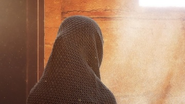 Ο Ερντογάν έκανε υποχρεωτική  τη μαντίλα στα σχολεία στα Κατεχόμενα - Θύελλα αντιδράσεων