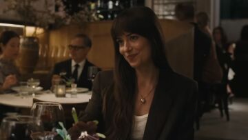 Materialists: Κυκλοφόρησε το τρέιλερ της ταινίας με πρωταγωνίστρια την Ντακότα Τζόνσον