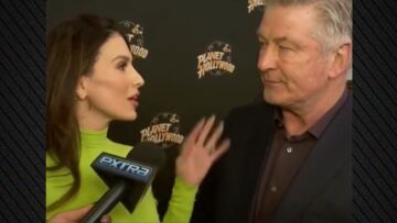 Η σύζυγος του Άλεκ Μπάλντουιν τον «άδειασε» δημόσια: «Όταν μιλάω, δεν θα μιλάς»