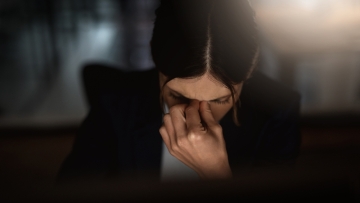 Κατάθλιψη ή burnout; Τι έχουμε και πώς να τα ξεχωρίσουμε;