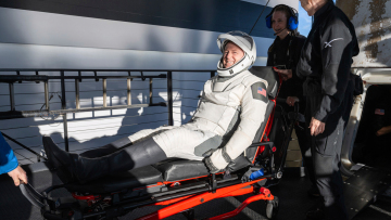 Δυσκολεύεται να προσαρμοστεί στη βαρύτητα, αποκαλύπτει η κόρη του για τον αστροναύτη Γουίλμορ που επέστρεψε στη Γη μετά από 9 μήνες στο διάστημα