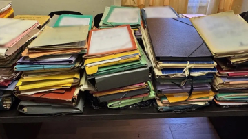 Προϊσταμένη Πολεοδομίας Ρόδου: «Έχει προχωρήσει η δουλειά, να πας να μου πάρεις μια τσάντα MCM» - Οι διάλογοι του κυκλώματος