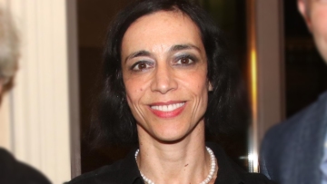 Έλενα Τοπαλίδου: Τα αρνητικά σχόλια με επηρεάζουν προσωπικά ως γυναίκα, σύντροφο, μητέρα και όχι επαγγελματικά