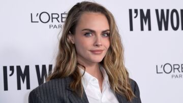 Η Κάρα Ντελεβίν «ξέθαψε» μια φωτογραφία από την παιδική της ηλικία 