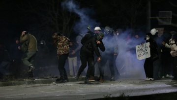 Τουρκία: Δημοσιογράφος μετέδωσε τα επεισόδια στις διαδηλώσεις για τον Ιμάμογλου σαν... ποδοσφαιρικό αγώνα