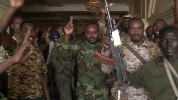 Ο στρατός του Σουδάν ανακατέλαβε το προεδρικό μέγαρο - Αντιδρούν οι παραστρατιωτικές δυνάμεις