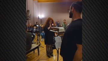 Σοφία Κουρτίδου: Η έκπληξη του Γιάννη Σεβδικαλή για τα γενέθλιά της - Αέναα ερωτευμένη μαζί σου, έγραψε