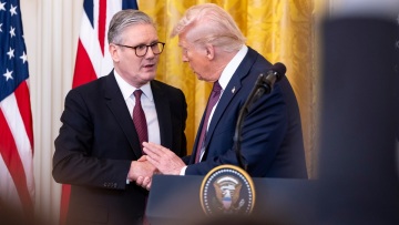 Στο Λονδίνο φτάνει αύριο ο Τραμπ - Σε αυξημένη επιφυλακή η βρετανική αστυνομία
