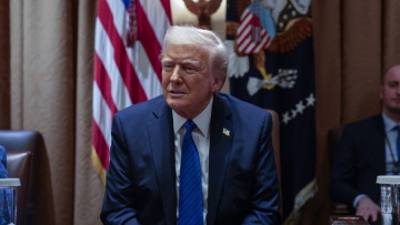 Επιμένει ο Τραμπ: Χρειαζόμαστε τη Γροιλανδία για διεθνή ασφάλεια, πρέπει να την πάρουμε