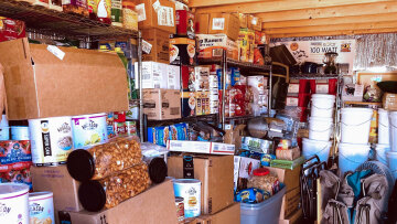 Το σχέδιο της ΕΕ για πολέμους και φυσικές καταστροφές: Κάθε πολίτης πρέπει να αποθηκεύει τρόφιμα ώστε να είναι αυτάρκης για τουλάχιστον 72 ώρες