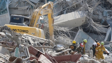 Έλληνας κάτοικος Ταϊλάνδης: Βιβλική η καταστροφή από τον σεισμό, πολλοί οι νεκροί