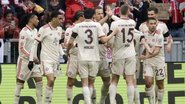 Καλπάζει προς τον τίτλο η Μπάγερν Μονάχου, 3-2 την  Ζανκτ Πάουλι - Δείτε τα γκολ 