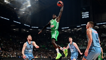 Κέντρικ Ναν: Θα γίνει πλουσιότερος κατά 13,5 εκατ. ευρώ με το νέο συμβόλαιο στον Παναθηναϊκό - Η βόλτα στην Ακρόπολη και τα μαθήματα ελληνικών