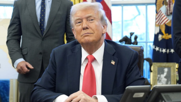 Θα μου άρεσε να στέλνω Αμερικανούς εγκληματίες στις φυλακές του Ελ Σαλβαδόρ, λέει ο Τραμπ 