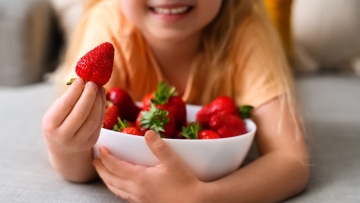 Τι πρέπει να προσέχετε όταν αγοράζετε φράουλες για τα παιδιά σας