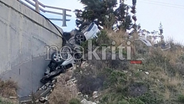 Λασίθι: Νεκρός 19χρονος σε τροχαίο - Το αυτοκίνητό του έπεσε από γέφυρα