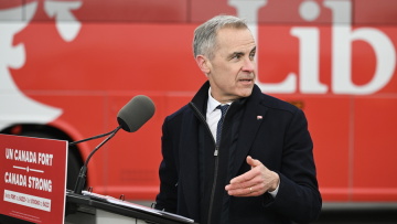 Στην αντεπίθεση ο Καναδάς: Ανακοίνωσε δασμούς 25% στα αμερικανικά αυτοκίνητα