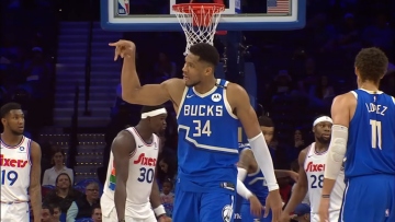 ΝΒΑ: Απίστευτη εμφάνιση του Αντετοκούνμπο με 35 πόντους, 17 ριμπάουντ και 20 ασίστ στη νίκη των Μπακς στη Φιλαδέλφεια