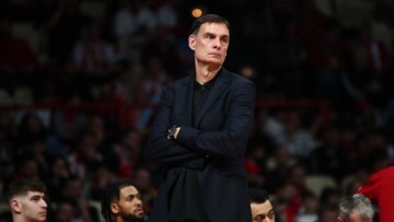 Μπαρτζώκας: «Σημαντική νίκη, η μισή ομάδα μας ήταν στην Αθήνα»