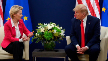 Η Ευρωπαϊκή Επιτροπή ανακοινώνει αντίμετρα για τους δασμούς Τραμπ στις 7 Απριλίου - Στο στόχαστρο προϊόντα από τις «κόκκινες» πολιτείες