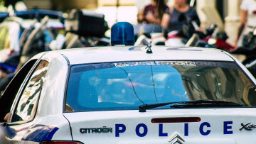 Θεσσαλονίκη: Μεγάλη αστυνομική επιχείρηση για εξάρθρωση ακροδεξιάς οργάνωσης – 27 συλλήψεις 