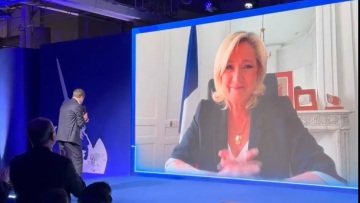 Ζήσαμε να το δούμε κι αυτό - Η Λεπέν... επικαλείται τον Μάρτιν Λούθερ Κινγκ: «Θα αγωνιστούμε ειρηνικά όπως εκείνος»