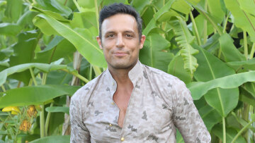 Φώναζε «βοήθεια» για να διαφύγει ο ένας από τους επίδοξους διαρρήκτες της οικίας Πούμπουρα - Τον ακινητοποίησαν γείτονες του παρουσιαστή