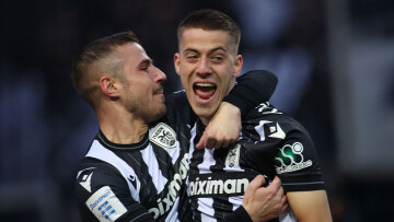 ΠΑΟΚ-Ολυμπιακός 2-1: «Αφεντικό» στην Τούμπα, φουλάρει για την 2η θέση - Δείτε τα γκολ 