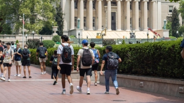 Politico: Η κυβέρνηση Τραμπ θα ελέγχει τα social media των ξένων φοιτητών που θέλουν βίζα