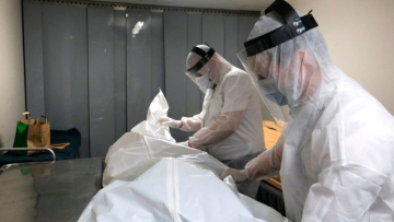 Αποκαλύψεις για τη δράση νεκροτόμων, ιατροδικαστών στη Θεσσαλονίκη: Οι παράνομες ταριχεύσεις, η τιμή ανά υπηρεσία και το τηλεφώνημα που τους πρόδωσε