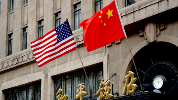 Η Κίνα αυξάνει τους δασμούς στα αμερικανικά προϊόντα στο 125%, σε ισχύ από αύριο - Ζητάει μέτωπο με την Ευρώπη