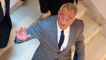 Ο Αμερικανός υπουργός Υγείας είπε ότι θα ανακοινώσει τα αίτια του... αυτισμού ως τον Σεπτέμβριο