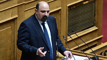 «Ναι» στην άσκηση ποινικής δίωξης κατά Τριαντόπουλου από 190 βουλευτές - Τα επόμενα βήματα