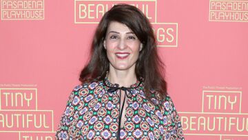 Νία Βαρντάλος: Ήρθε στην Αθήνα  - Ξεκίνησαν οι πρόβες για την παράσταση που συμμετέχει