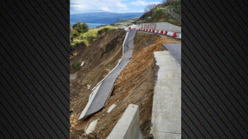Θεσσαλία: Κατέρρευσε ο νέος δρόμος Αγιοκάμπου - Κεραμιδίου λίγους μήνες πριν παραδοθεί - Δείτε βίντεο