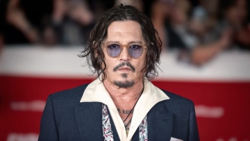Τζόνι Ντεπ: Ενθουσιασμένοι οι θαυμαστές του με την επιστροφή του στο Χόλιγουντ - Η εντυπωσιακή μεταμόρφωσή του ηθοποιού για τον νέο ρόλο