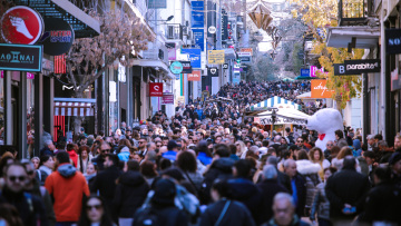 Πάσχα 2026: Ξεκινά αύριο 2/4 το εορταστικό ωράριο, η Κυριακή με ανοιχτά μαγαζιά