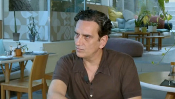 Συγκινεί ο Νίκος Ψαρράς για τους γονείς του: Το παίρνω πολύ βαριά που δεν τους χάρηκα όσο θα ήθελα