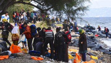 Επτά δικογραφίες για ΜΚΟ σε κυκλώματα δουλεμπόρων - Κικίλιας: Έλεγχοι παντού