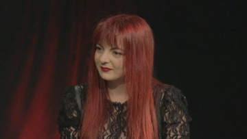 Χρύσα Κατσαρίνη: Η δύναμη που έχω, ίσως πηγάζει από το γεγονός ότι με έδερνε ο πατέρας μου