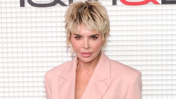 Η Λίζα Ρίνα αποκάλυψε ότι είχε παραισθήσεις και κατάθλιψη μετά τη γέννηση των παιδιών της: «Έβλεπα ότι σκότωνα ανθρώπους»